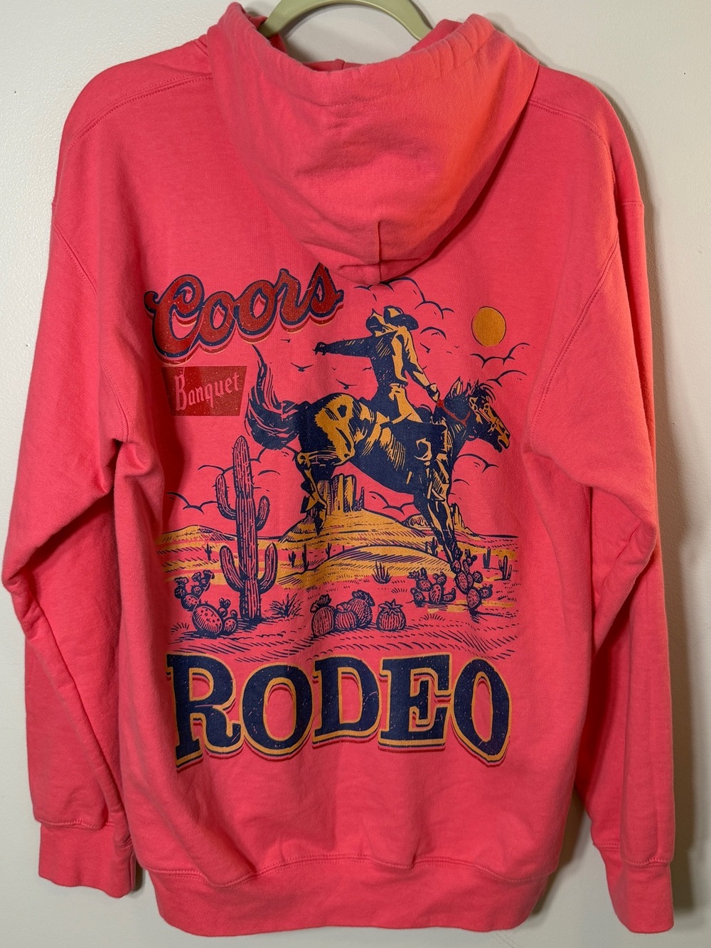 Coor’s Banquet Rodeo hoodie pink pullover sweatshirt cowboy western medium GUC